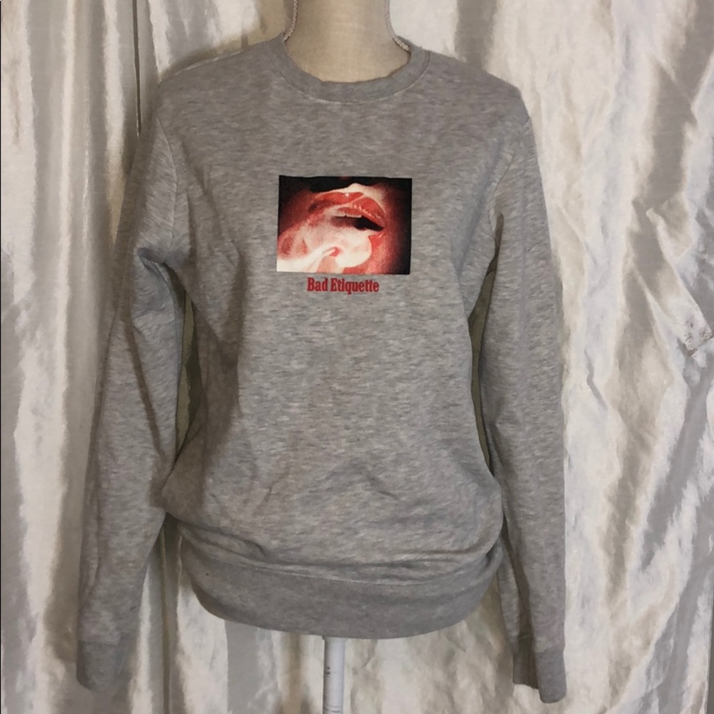 Long sleeve sweatshirt